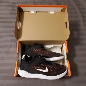 Nike Free RN 2017 (PSV) Size 13c